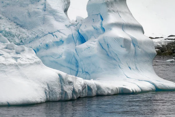 Antarktika - Antarktika Yarımadası. İklim Değişimi - Küresel Isınma. Yüzen Buz Parçaları