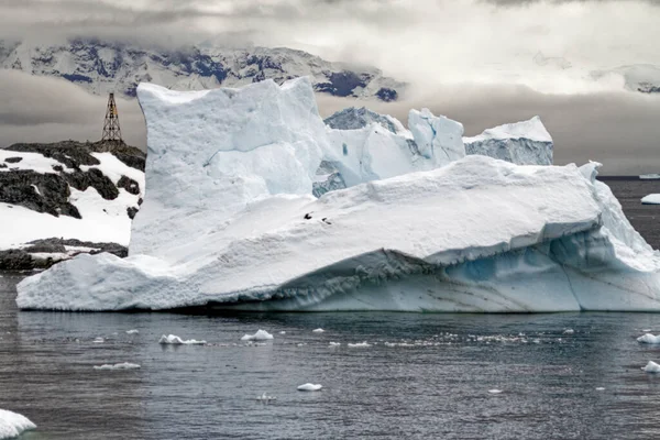 Vue Station Chilienne Gonzales Videla Sur Pointe Des Bateaux Antarctique — Photo