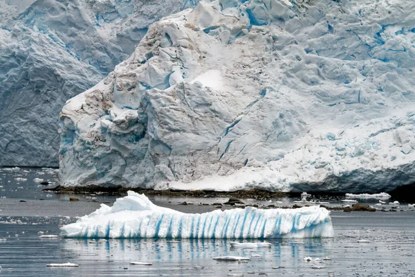 Cestování Antarktidě Antarktický Poloostrov Palmer Archipelago Neumayer Channel Globální Oteplování — Stock fotografie