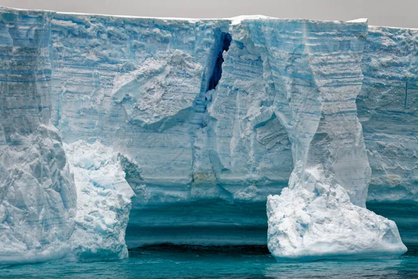 Antarctica Antarctisch Schiereiland Palmer Archipel Neumayer Channel Aardopwarming Sprookjeslandschap Tabelijsberg — Stockfoto