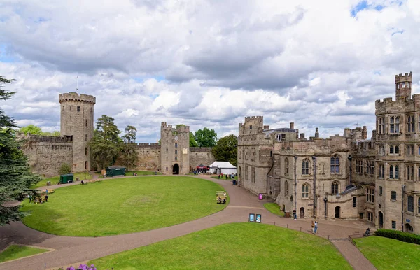 Zamek Warwick Średniowieczny Zamek Warwick Warwickshire Anglia Wielka Brytania Zbudowany — Zdjęcie stockowe