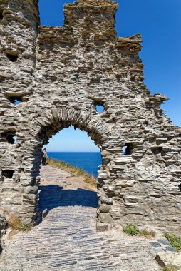Ruins Of Tintagel Castle - a medieval fortification on top of the peninsula of Tintagel Island adjacent to the village of Tintagel in North Cornwall. - Cornwall United Kingdom - 12th of August 2022