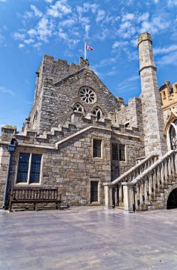 St. Michael Dağı 'nın tepesindeki kilise. Normandiya' daki Mont Saint-Michel 'in Cornish' li muadili. Marazion - Cornwall, İngiltere, Birleşik Krallık. 14 Ağustos 2022