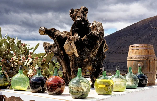 Old Tree Stump Bottles Wine Wine Barrel Bodega Lanzarote Spain — Stock Photo, Image