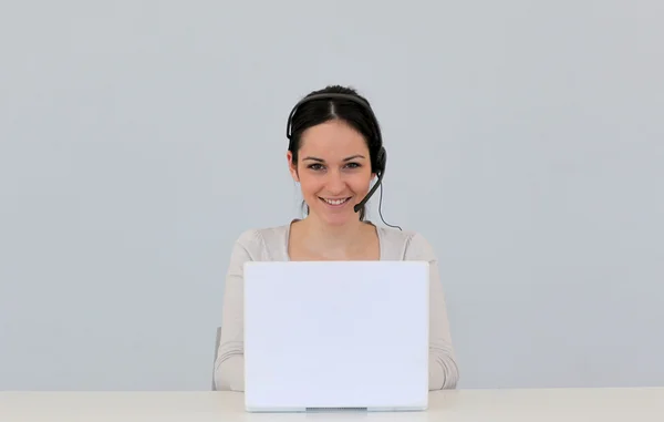 Kundenservice Frau auf weißem Hintergrund — Stockfoto