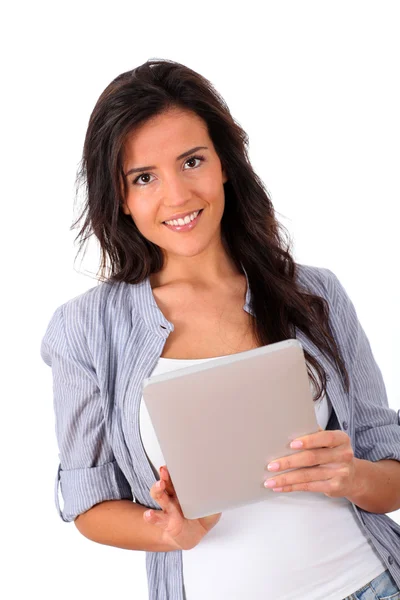 Mujer joven con tableta digital sobre fondo blanco — Foto de Stock