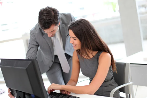 Business in office working on desktop computer — Stock Photo, Image