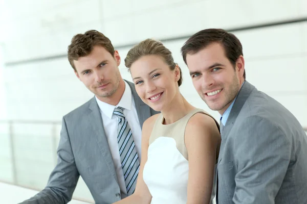 Ritratto di un team di lavoro sorridente — Foto Stock