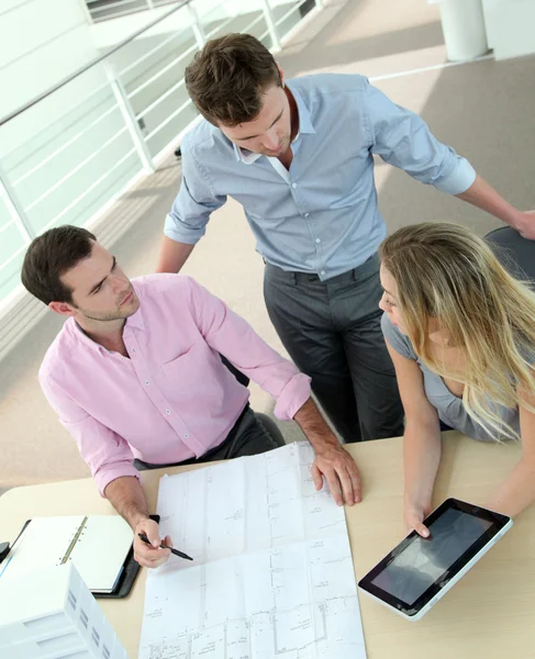 Incontro di lavoro per il progetto di costruzione — Foto Stock