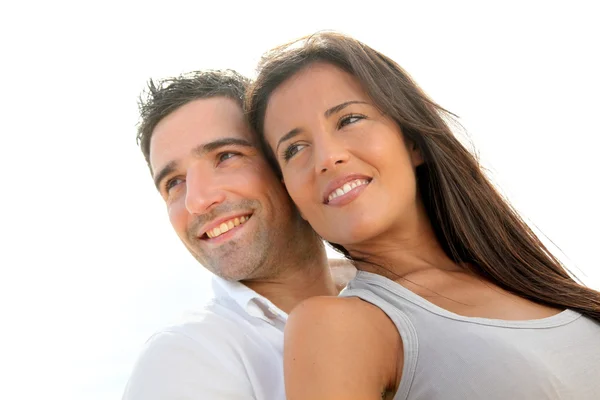 Retrato de feliz jovem casal — Fotografia de Stock