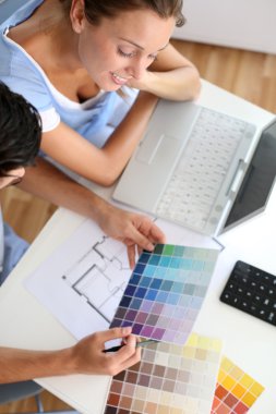 üst çift renkli grafik görünümünü