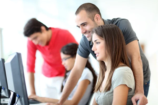 Group of young in training course — Stock Photo, Image