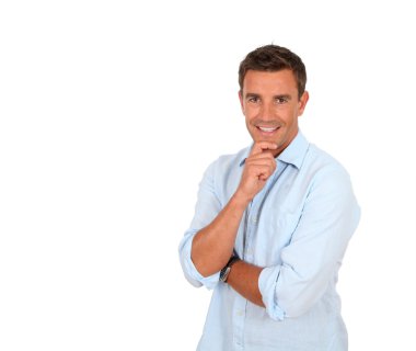 yakışıklı gülümseyen adam portresi