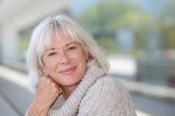 Portrait of beautiful senior woman — Stock Photo, Image