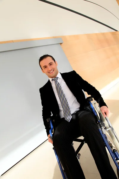 Podnikatel v vozíku bude na schůzi Kongres — Stock fotografie