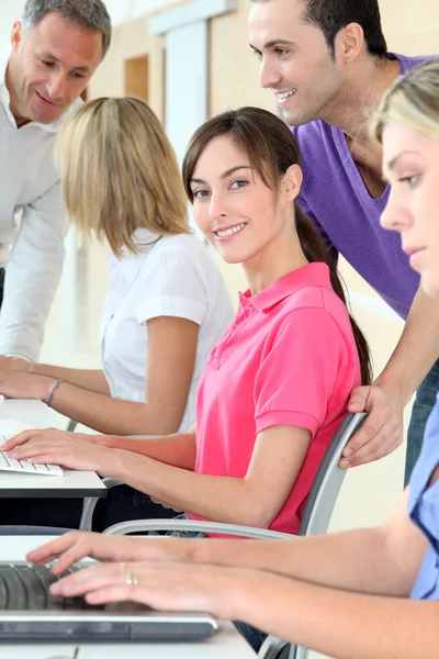 Grupo de asistencia a la formación empresarial — Foto de Stock