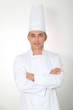 Beyaz arka plan ayakta chef clsoeup