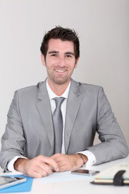 serin işadamı portresi