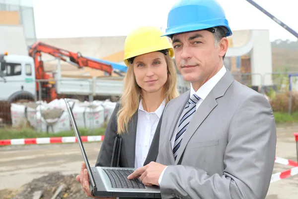 Business on construction site — Stockfoto