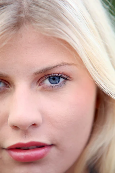 Closeup of beautiful blond woman — Stock Photo, Image