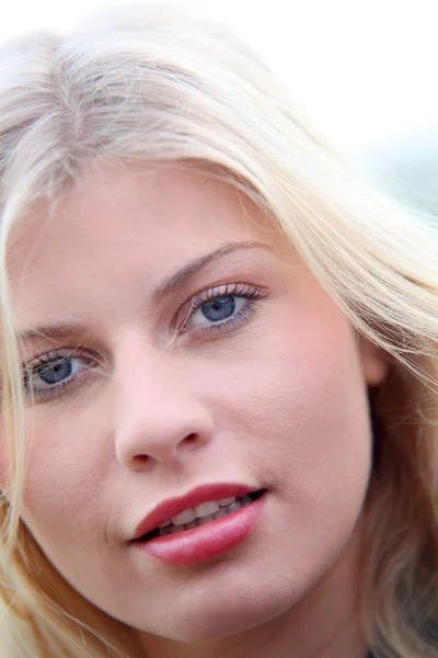 Closeup of beautiful blond woman — Stockfoto