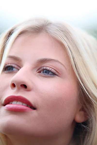 Closeup of beautiful blond woman — Stockfoto