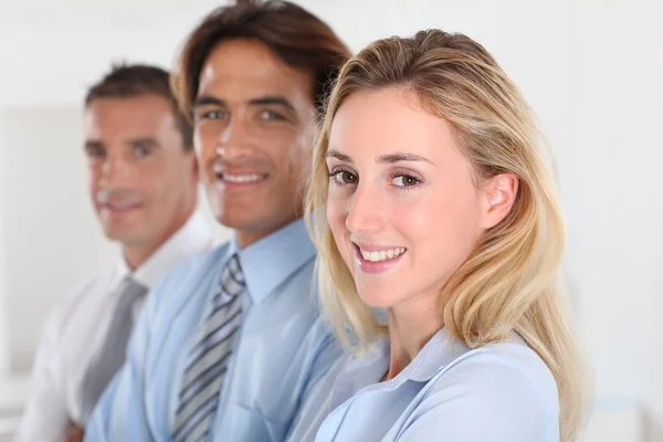 Portret van glimlachen zakelijke team — Stockfoto