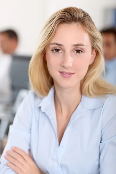 Portrait of smiling office worker — Stock Photo, Image