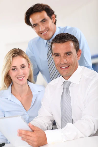 Riunione di lavoro in ufficio — Foto Stock