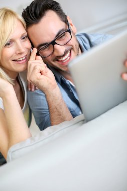 tablet ile internet üzerinde çift websurfing