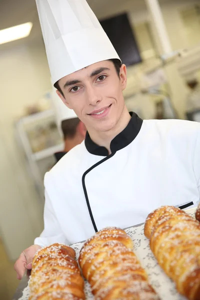 Man in pastry training course — Stock Photo, Image