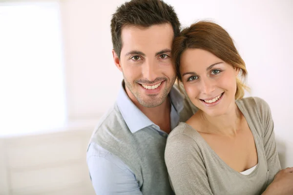 Smiling loving couple Royalty Free Stock Images