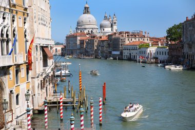 Canal grande ve basilica santa Maria della salute