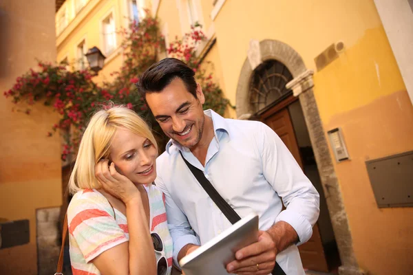 Tourists visiting Rome — Stock Photo, Image