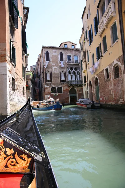 Gondola sull'acqua — Foto Stock