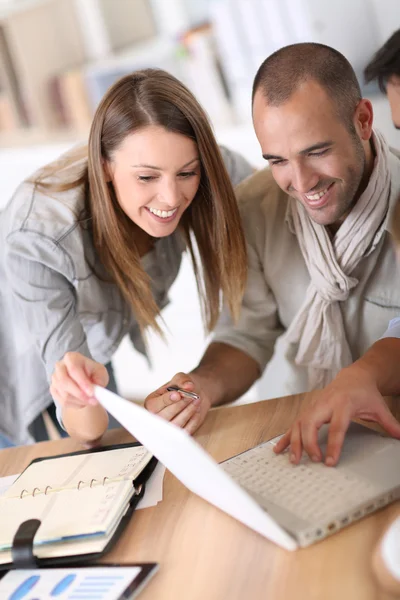 Business team meeting in office — Stock Photo, Image