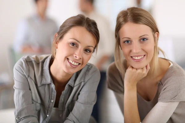 Working girls in office — Stock Photo, Image