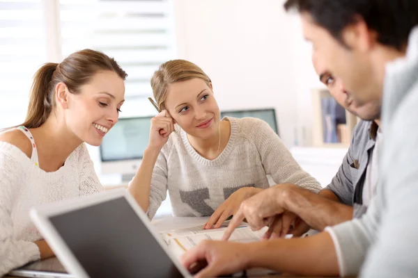 College people studying together — Stock Photo, Image