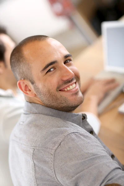 Man in zakelijke bijeenkomst — Stockfoto