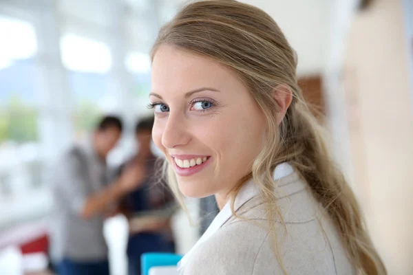 Étudiant à l'université — Photo