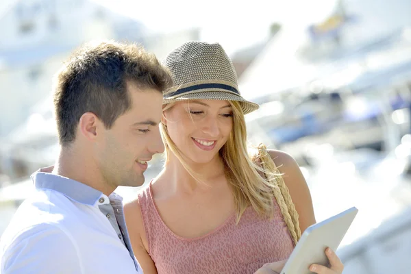 Couple of tourists — Stock Photo, Image