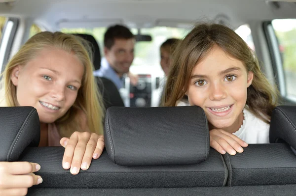 Portrait of girls in car — Stock Photo, Image