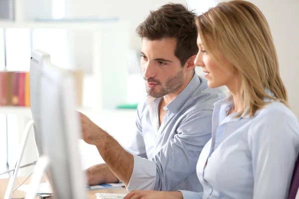 Workteam in office — Stock Photo, Image