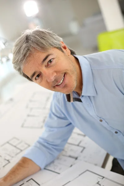 Architect working in office — Stock Photo, Image