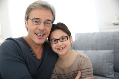 Kızı olan bir adam