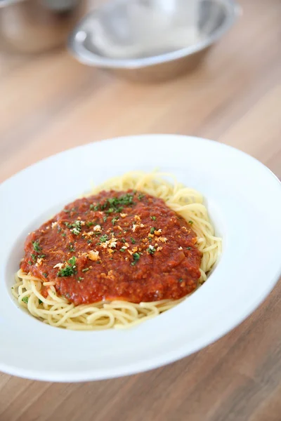 Spaghettigericht aus Bolognese — Stockfoto