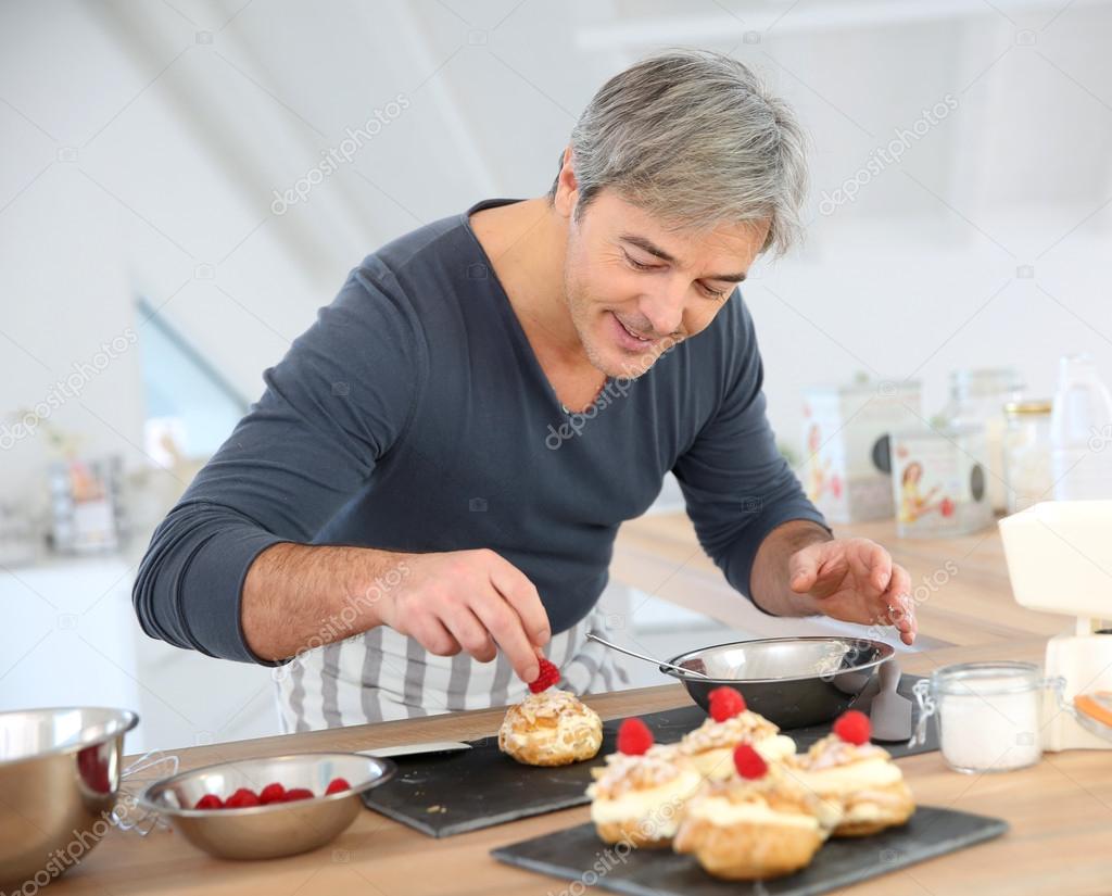 Man preparing pastries