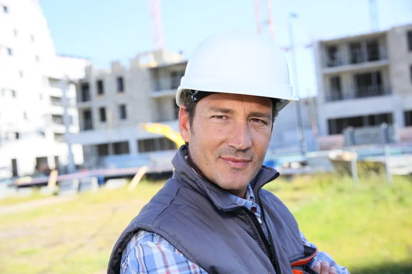 Empreendedor no local de construção — Fotografia de Stock