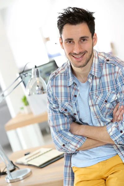 Student with crossed arms — Stock Photo, Image