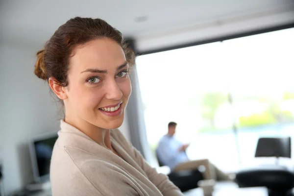 Mujer sonriente —  Fotos de Stock